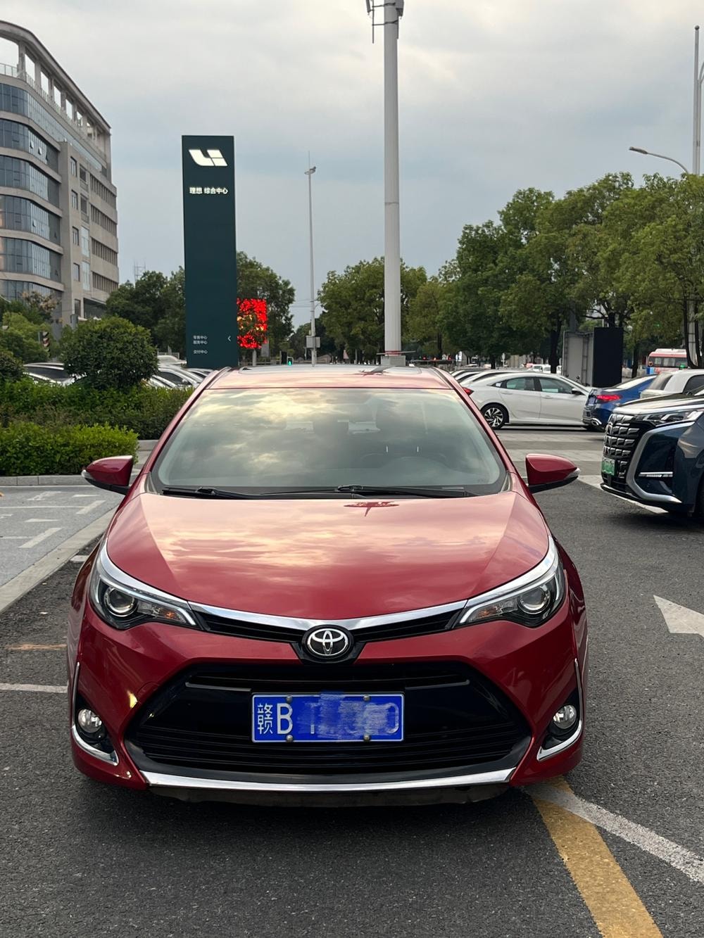Toyota Levin 2017 — фото автомобиля