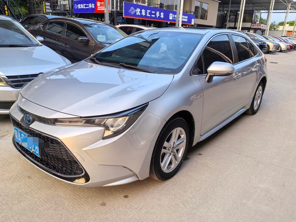 Toyota Levin 2019 — фото автомобиля