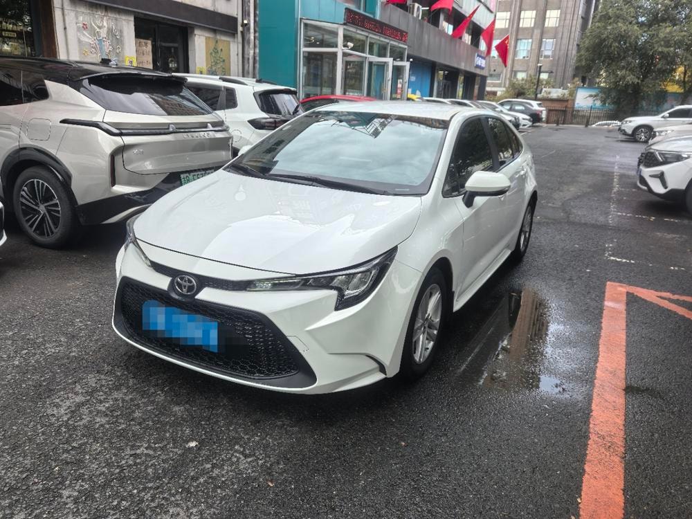 Toyota Levin 2022 — фото автомобиля