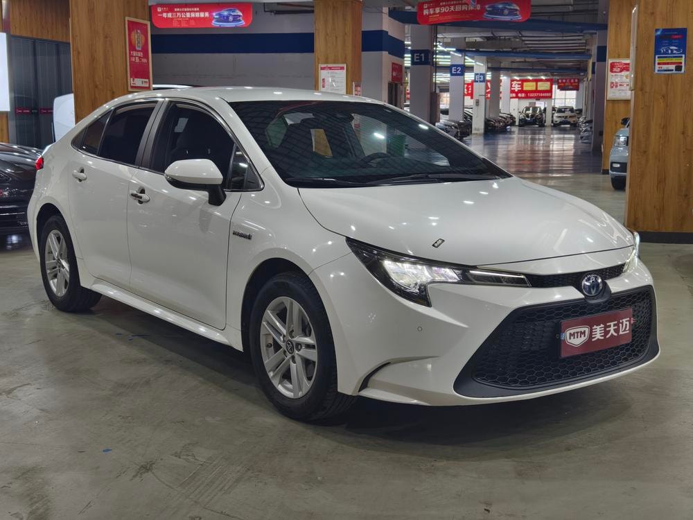 Toyota Levin 2022 — фото автомобиля