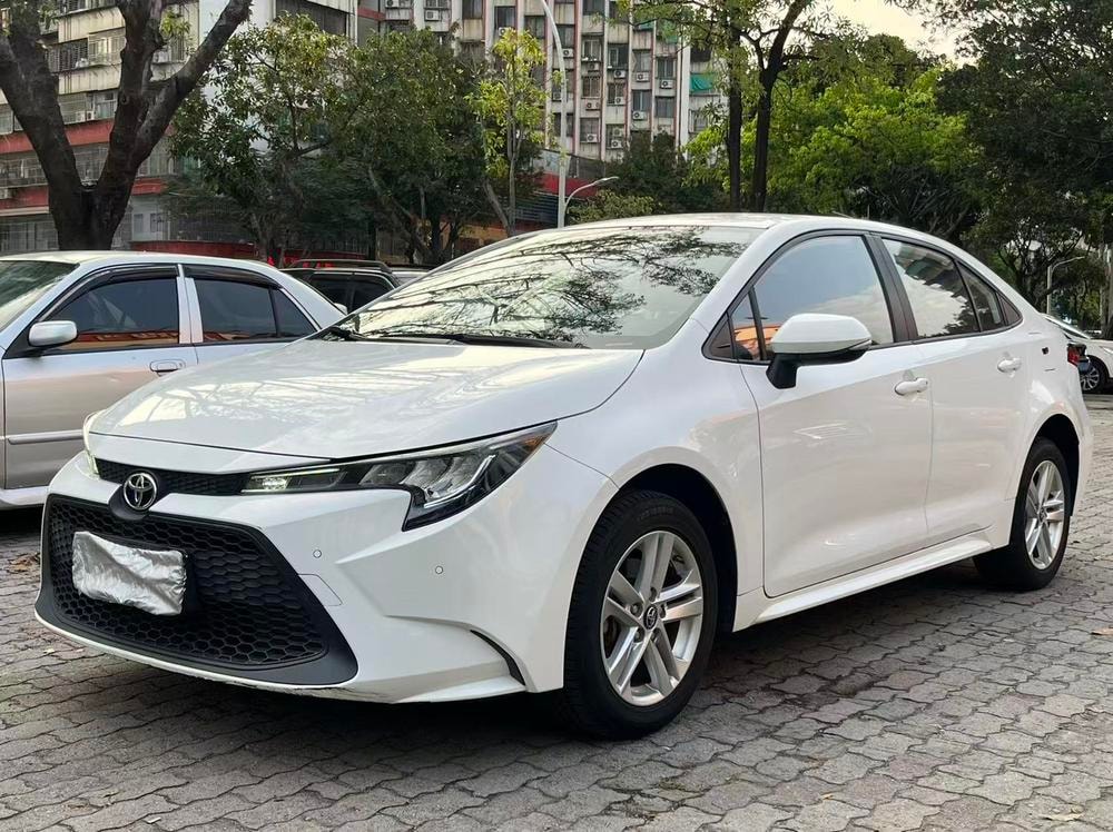 Toyota Levin 2021 — фото автомобиля