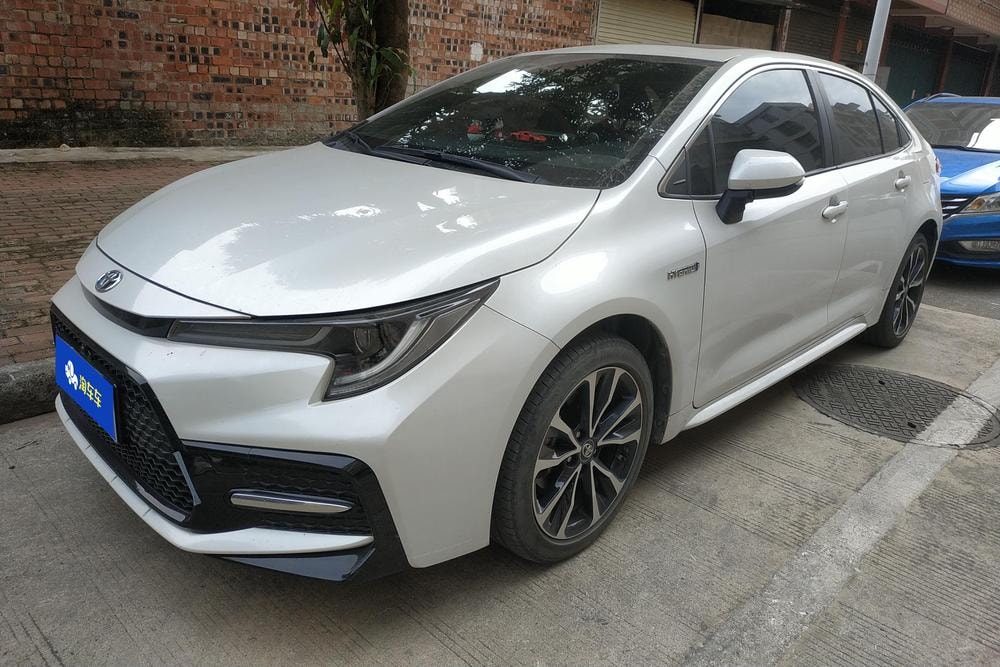 Toyota Levin 2021 — фото автомобиля 1
