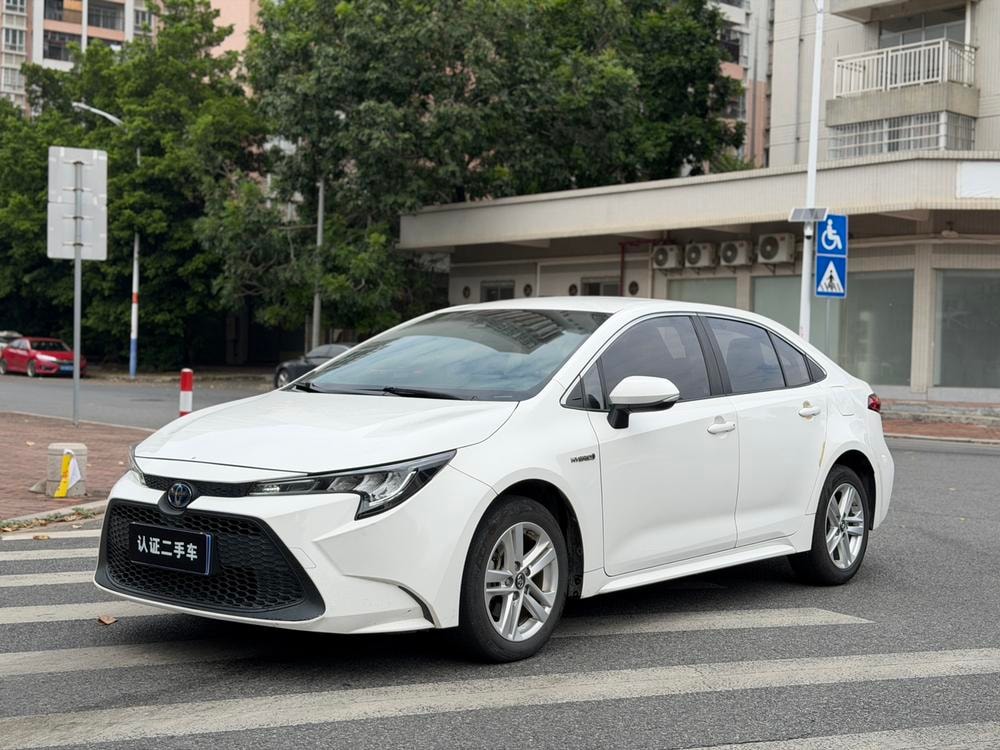 Toyota Levin 2022 — фото автомобиля