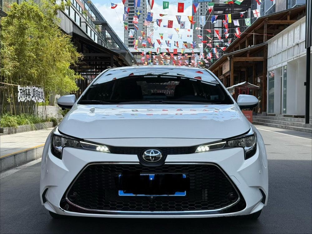Toyota Levin 2022 — фото автомобиля