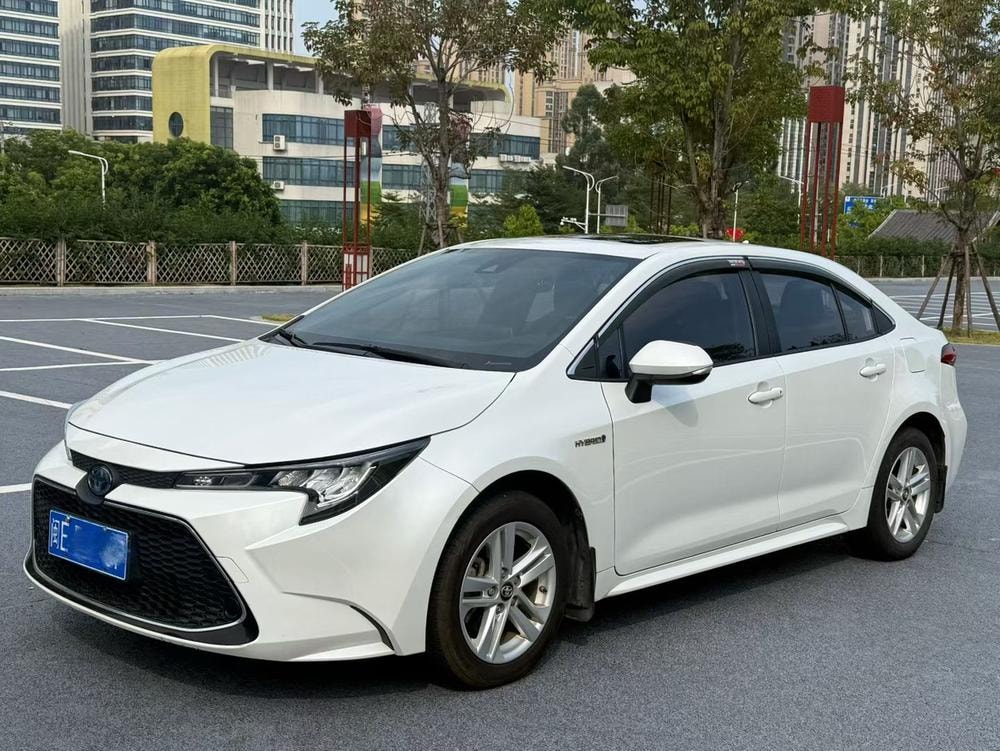 Toyota Levin 2021 — фото автомобиля