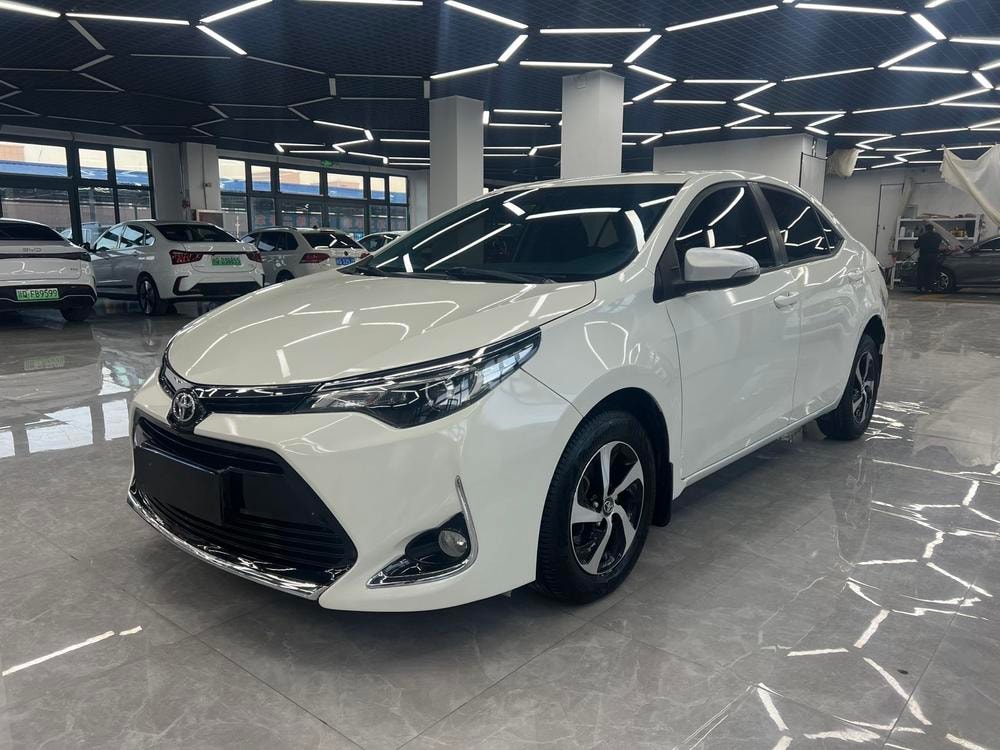 Toyota Levin 2017 — фото автомобиля