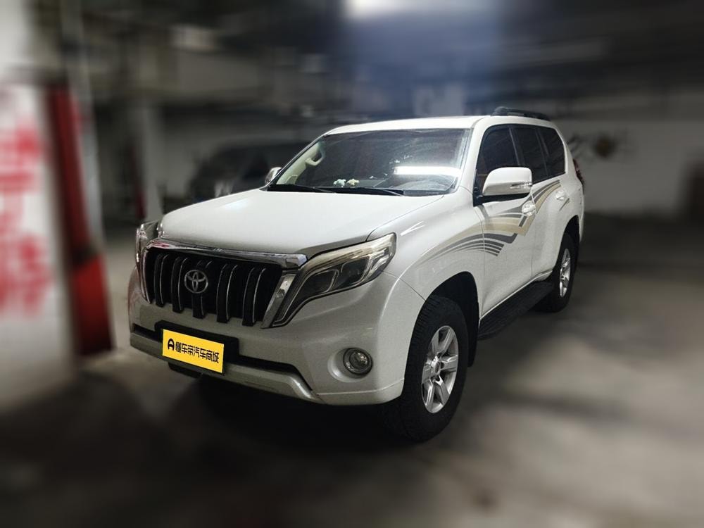 Toyota Prado 2015 — фото автомобиля 1