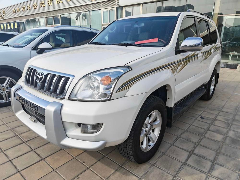 Toyota Prado 2006 — фото автомобиля