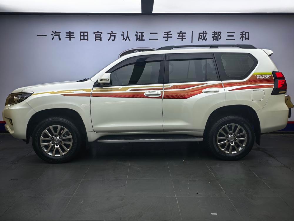 Toyota Prado 2019 — фото автомобиля