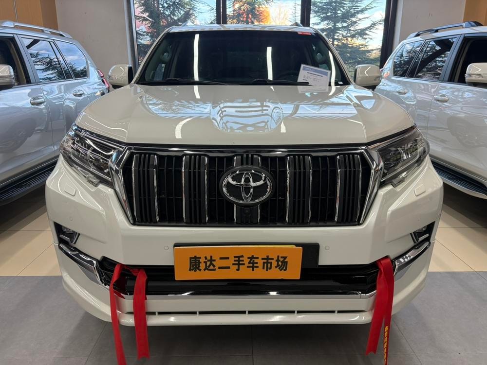 Toyota Prado 2018 — фото автомобиля