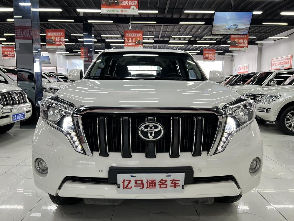 Toyota Prado 2014 — фото автомобиля