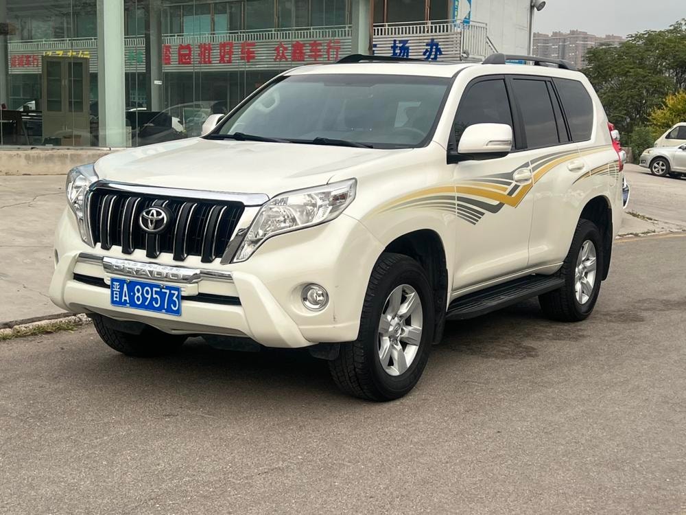 Toyota Prado (Import) 2014 — фото автомобиля 1