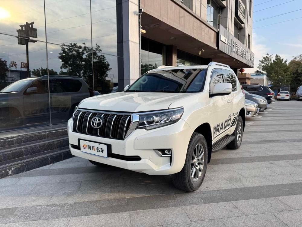 Toyota Prado (Import) 2018 — фото автомобиля