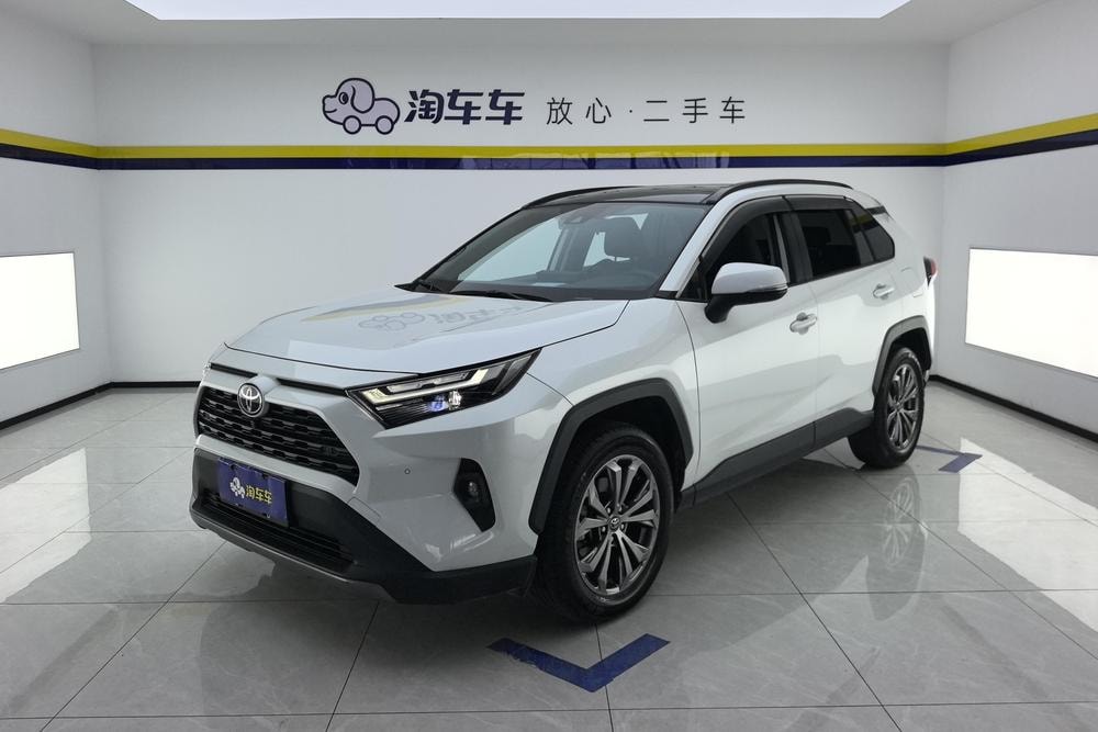Toyota RAV4 2023 — фото автомобиля