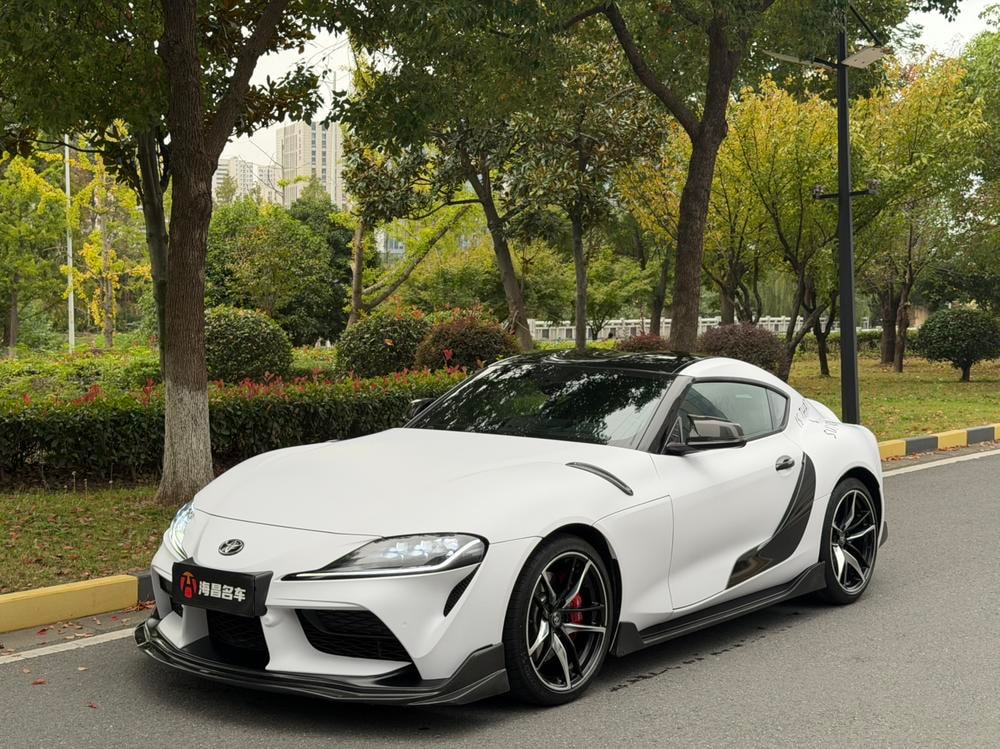 Toyota Supra 2022 — фото автомобиля 1