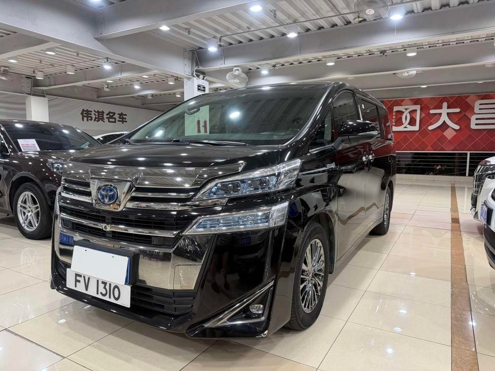 Toyota Vellfire 2020 — фото автомобиля