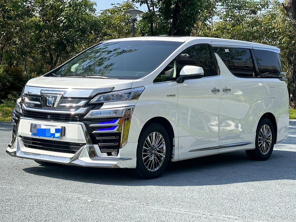 Toyota Vellfire 2021 — фото автомобиля