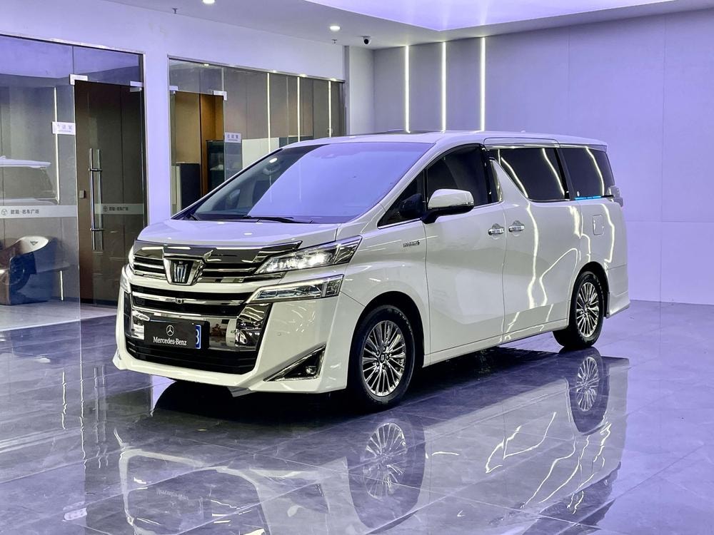 Toyota Vellfire 2021 — фото автомобиля