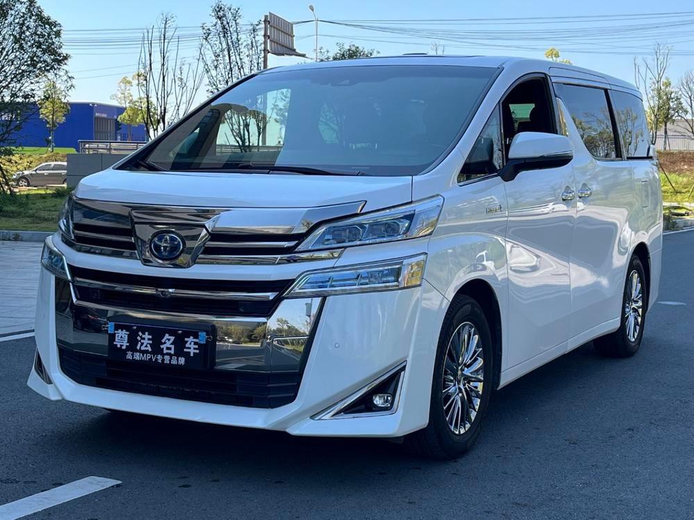 Toyota Vellfire 2020 — фото автомобиля