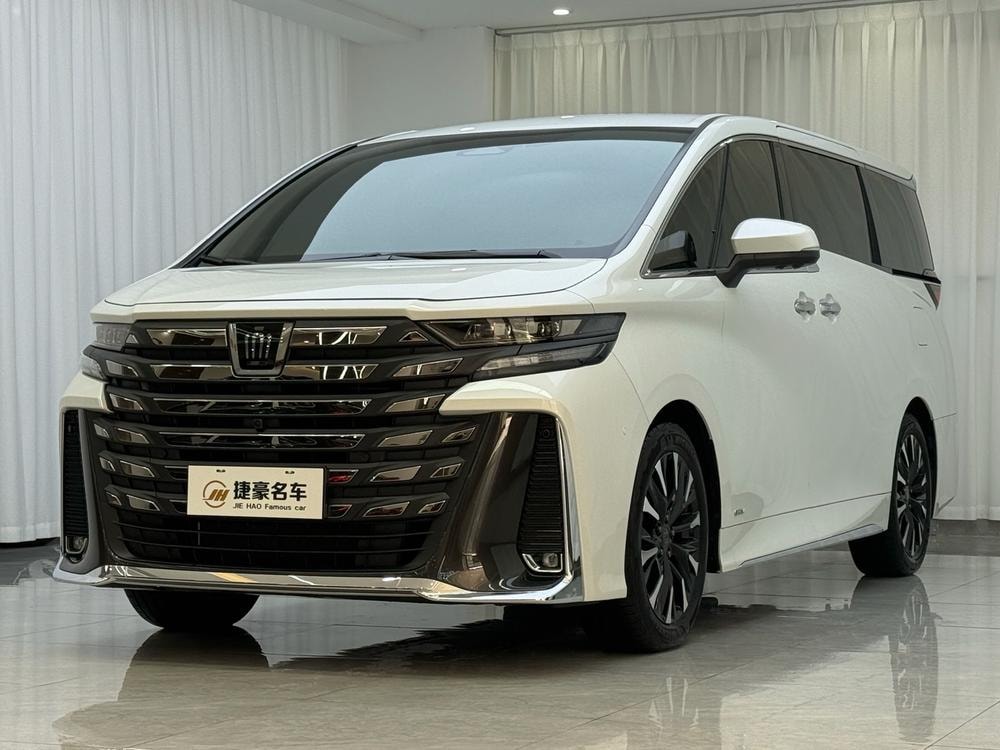 Toyota Vellfire 2024 — фото автомобиля 1
