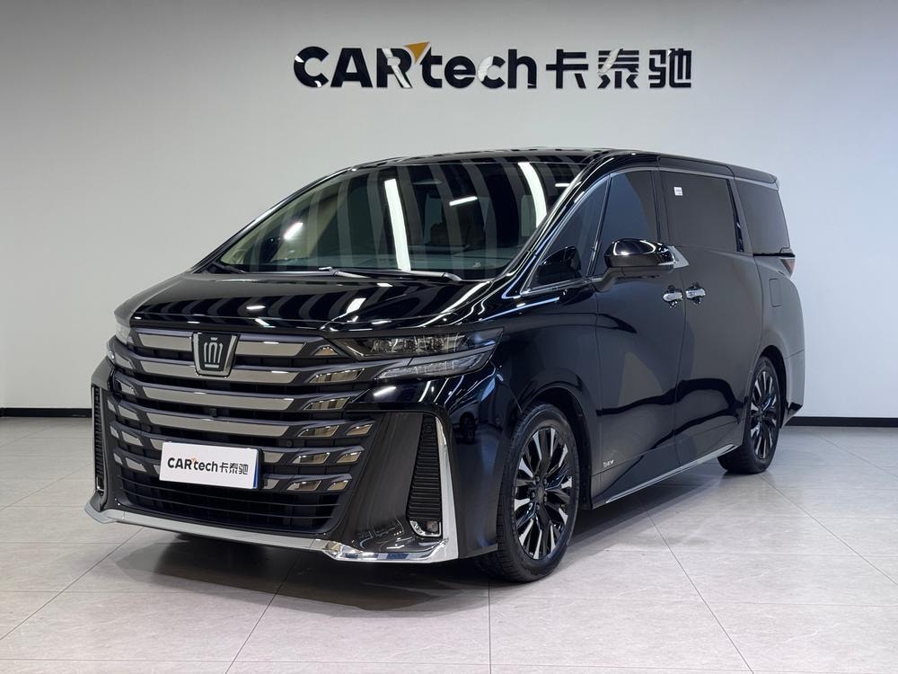 Toyota Vellfire 2023 — фото автомобиля
