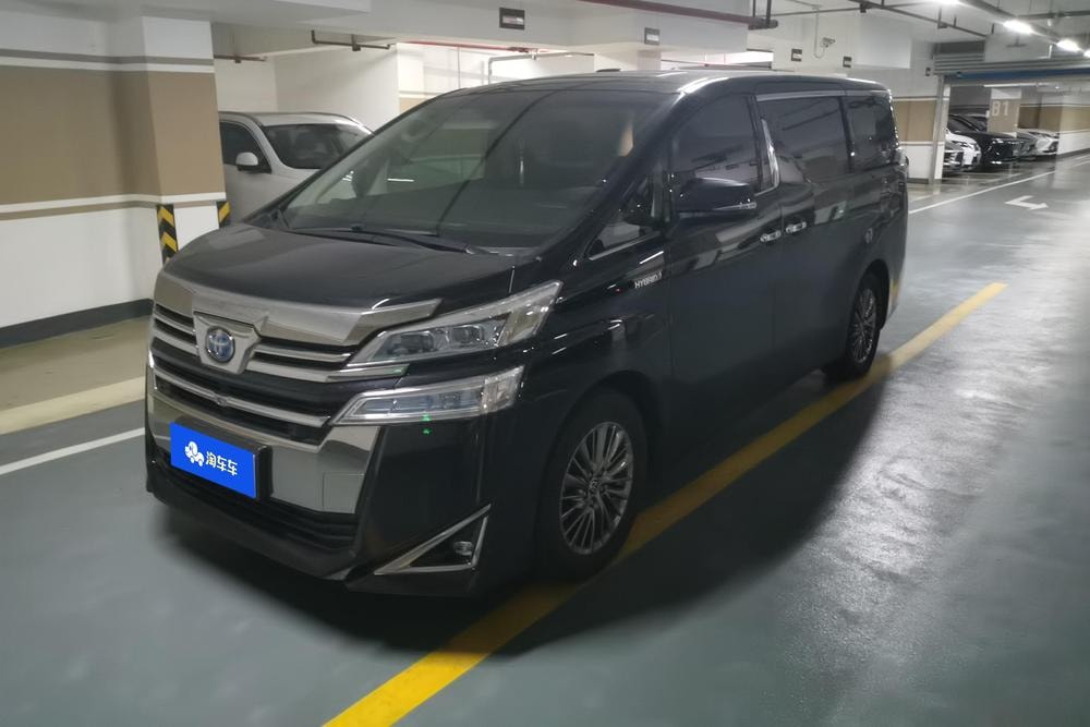 Toyota Vellfire 2020 — фото автомобиля 1