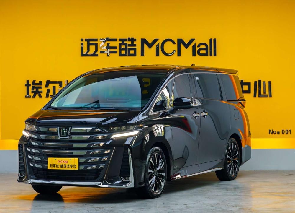Toyota Vellfire 2023 — фото автомобиля 1