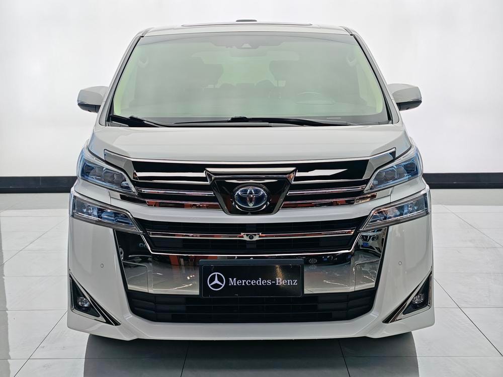 Toyota Vellfire 2019 — фото автомобиля