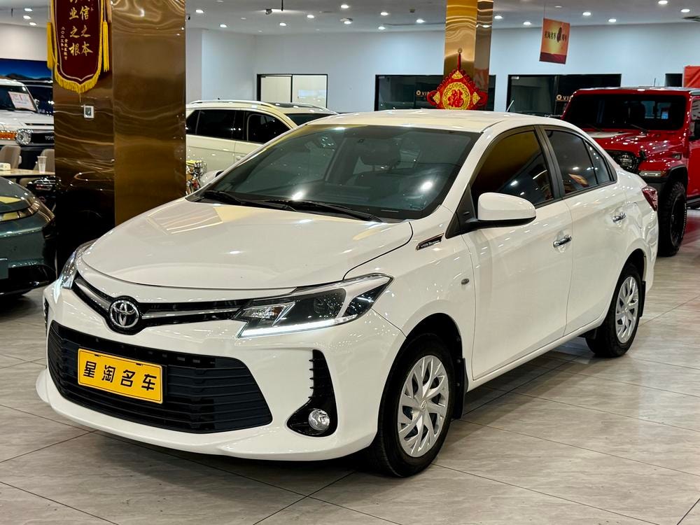 Toyota Vios 2022 — фото автомобиля