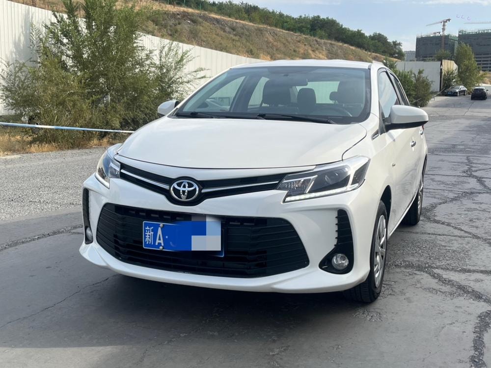 Toyota Vios 2022 — фото автомобиля