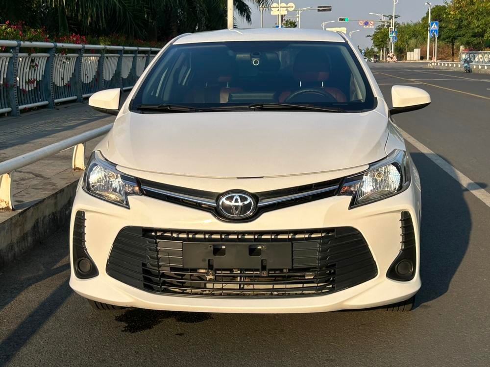 Toyota Vios 2021 — фото автомобиля 1