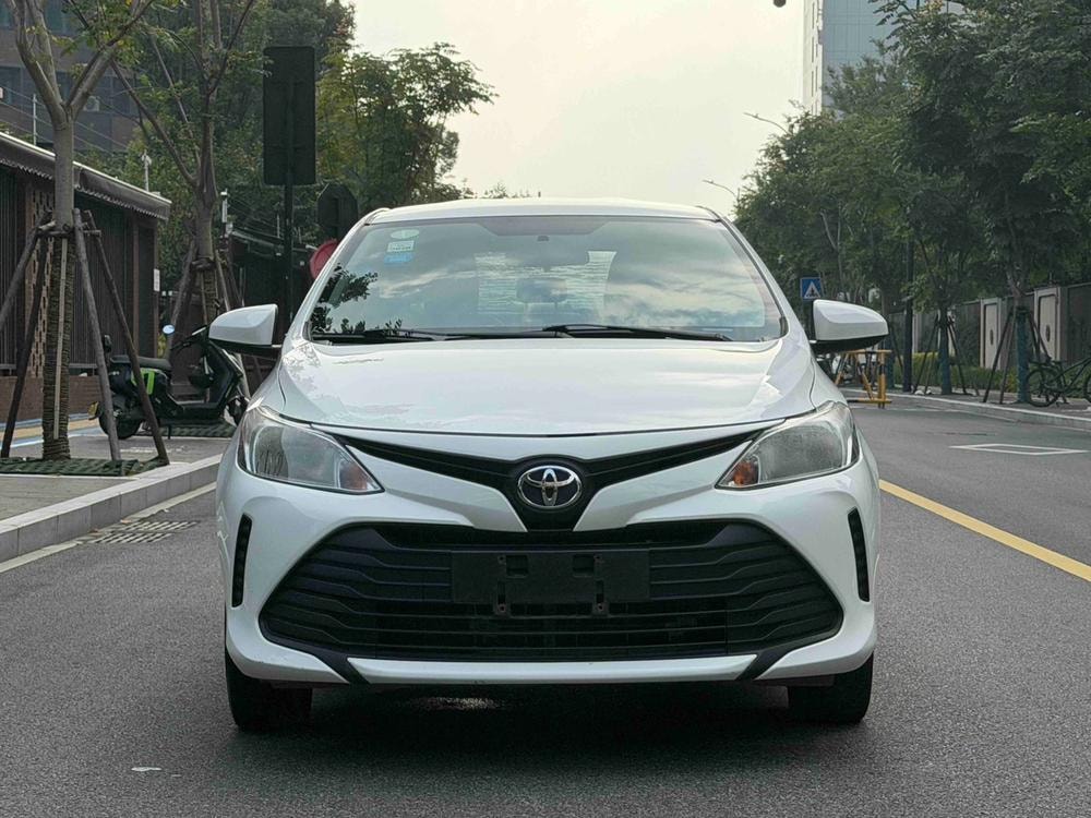 Toyota Vios 2017 — фото автомобиля