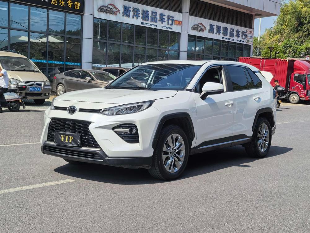 Toyota Wildlander 2021 — фото автомобиля 1