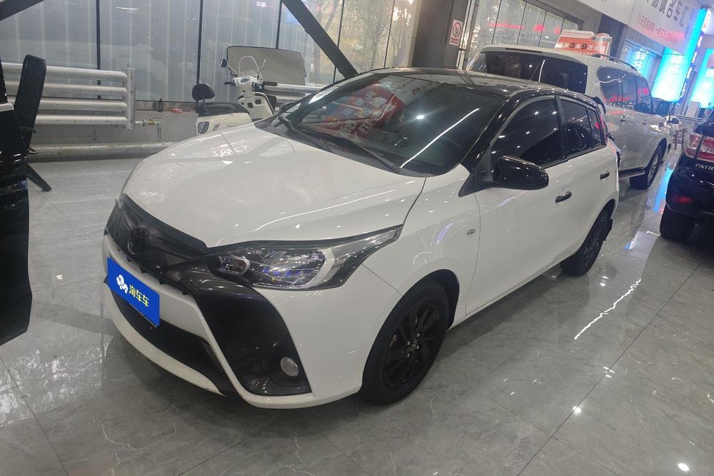 Toyota Yaris L 2016 — фото автомобиля