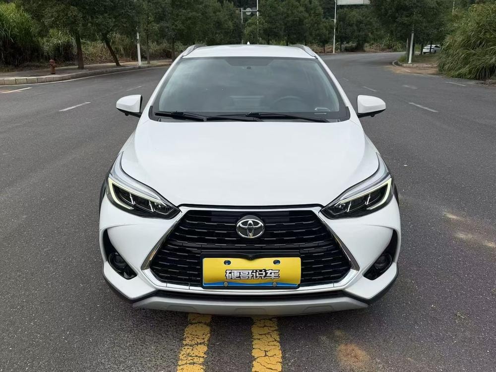 Toyota Yaris L 2022 — фото автомобиля