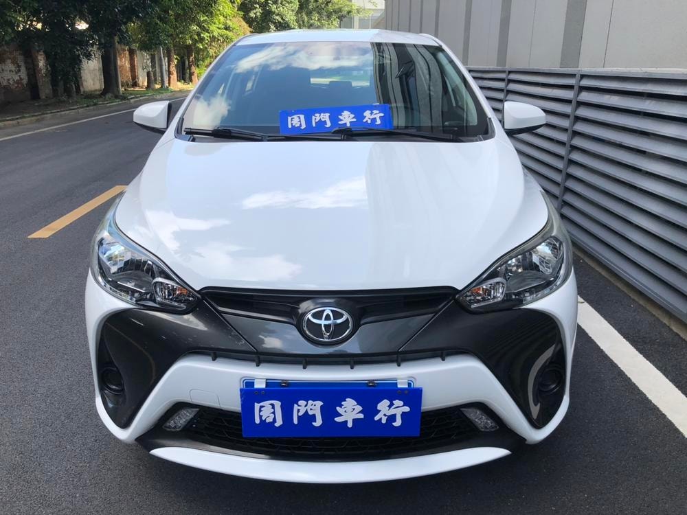 Toyota Yaris L 2016 — фото автомобиля