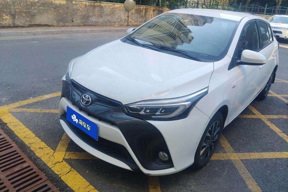 Toyota Yaris L 2020 — фото автомобиля
