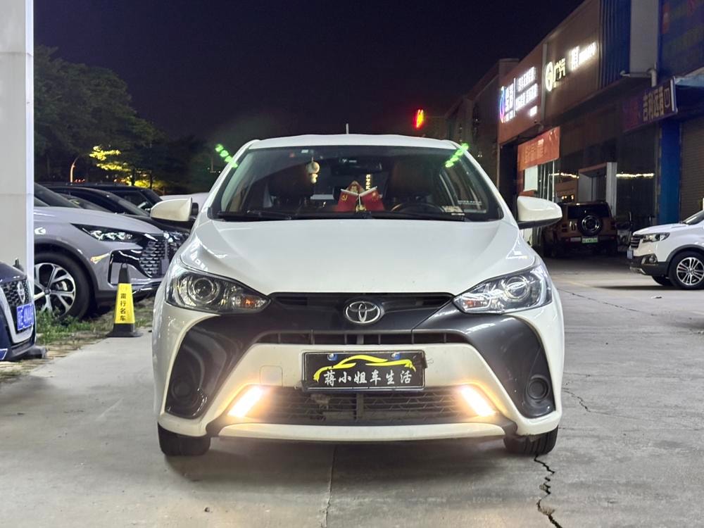 Toyota Yaris L 2020 — фото автомобиля