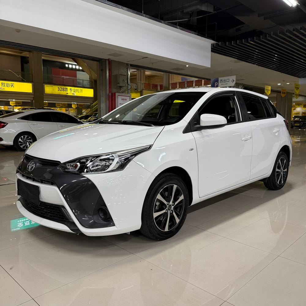 Toyota Yaris L 2016 — фото автомобиля
