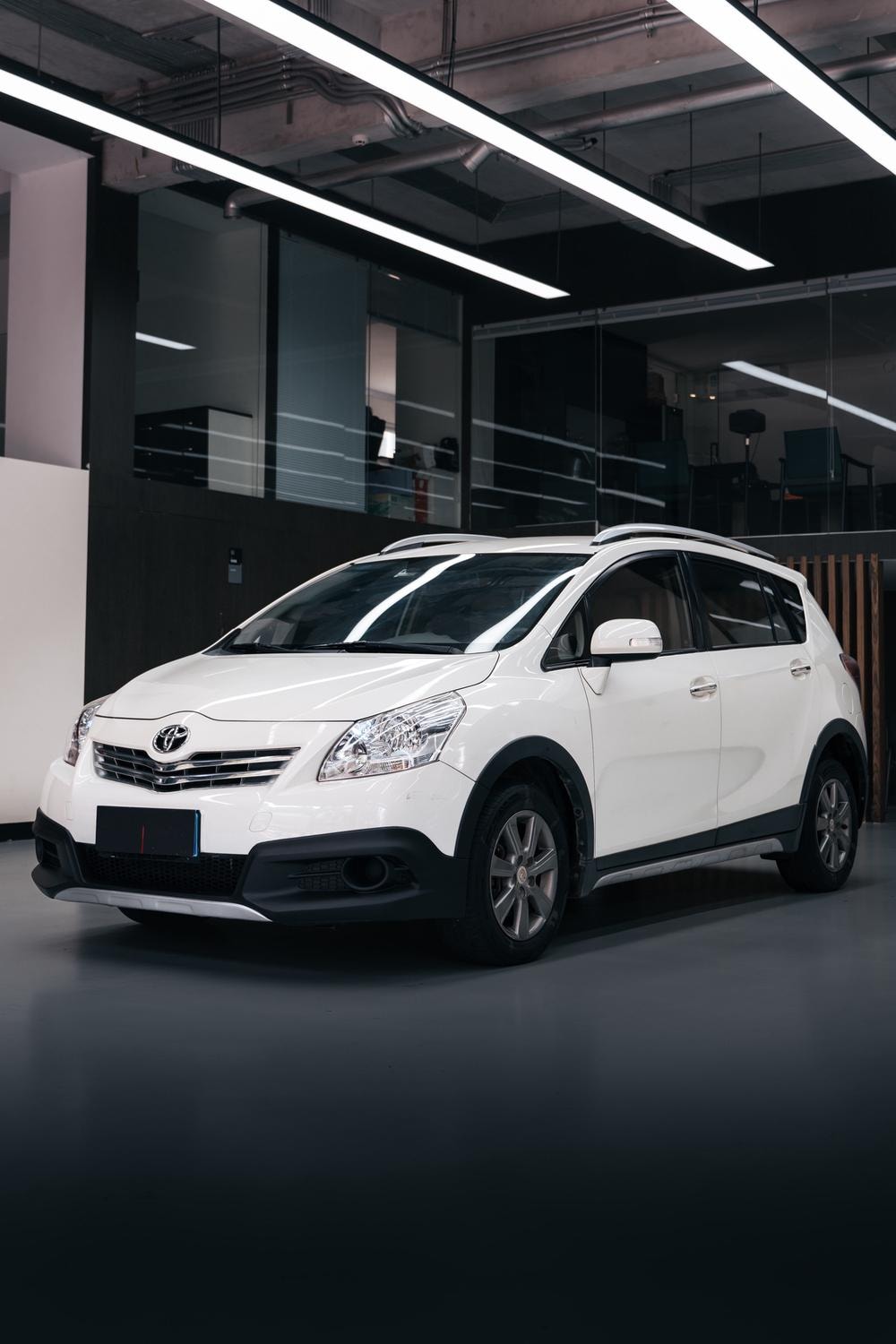 Toyota Yizhi 2015 — фото автомобиля
