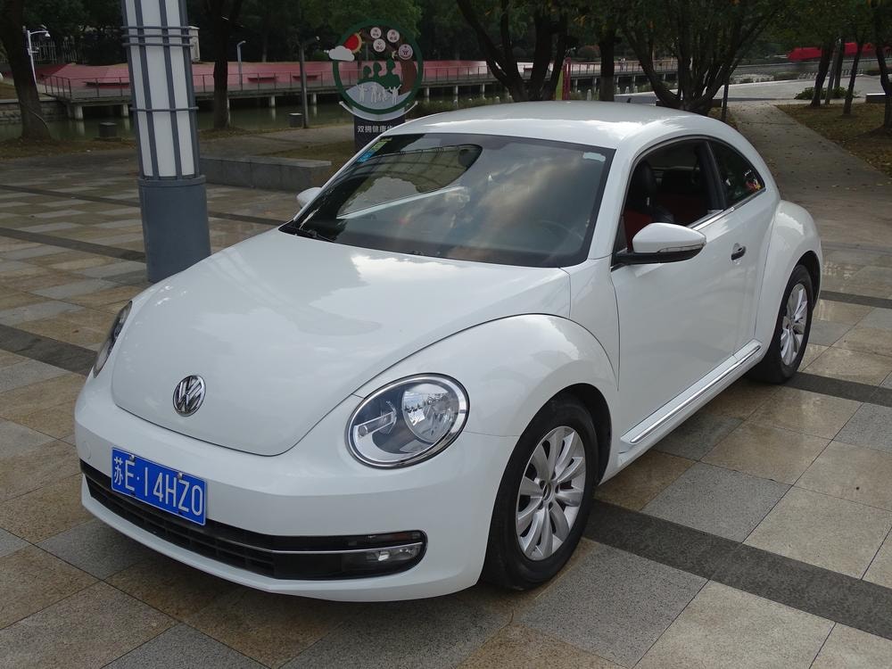 Volkswagen Beetle 2013 — фото автомобиля 1