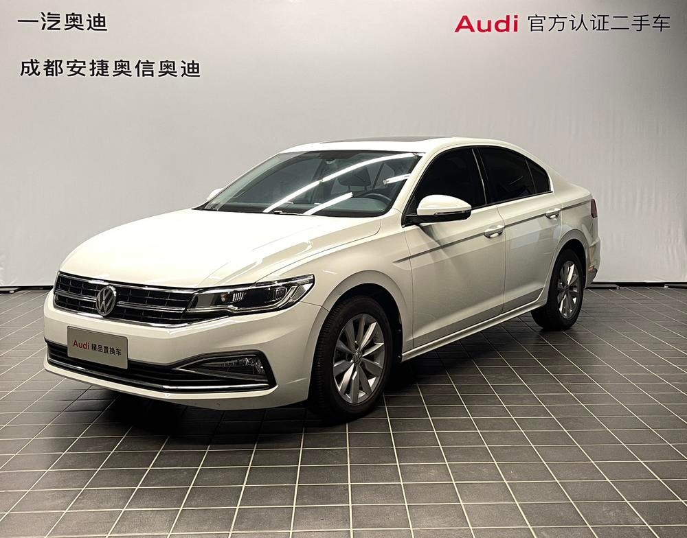 Volkswagen Bora 2020 — фото автомобиля 1