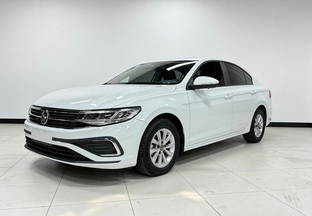 Volkswagen Bora 2023 — фото автомобиля 1