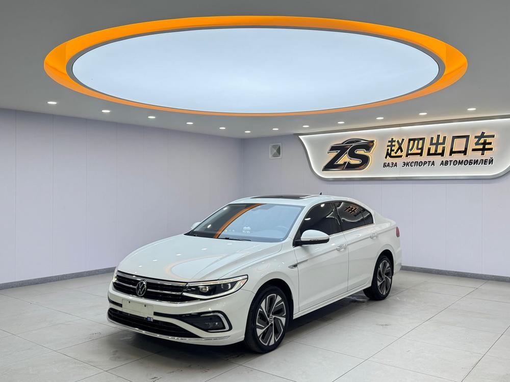 Volkswagen Bora 2023 — фото автомобиля 1