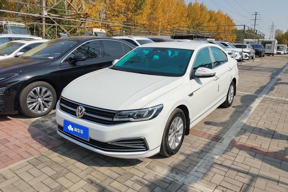 Volkswagen Bora 2020 — фото автомобиля 1