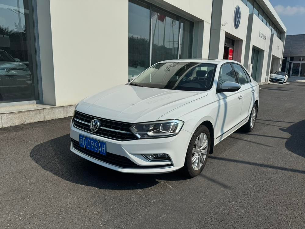 Volkswagen Bora 2018 — фото автомобиля