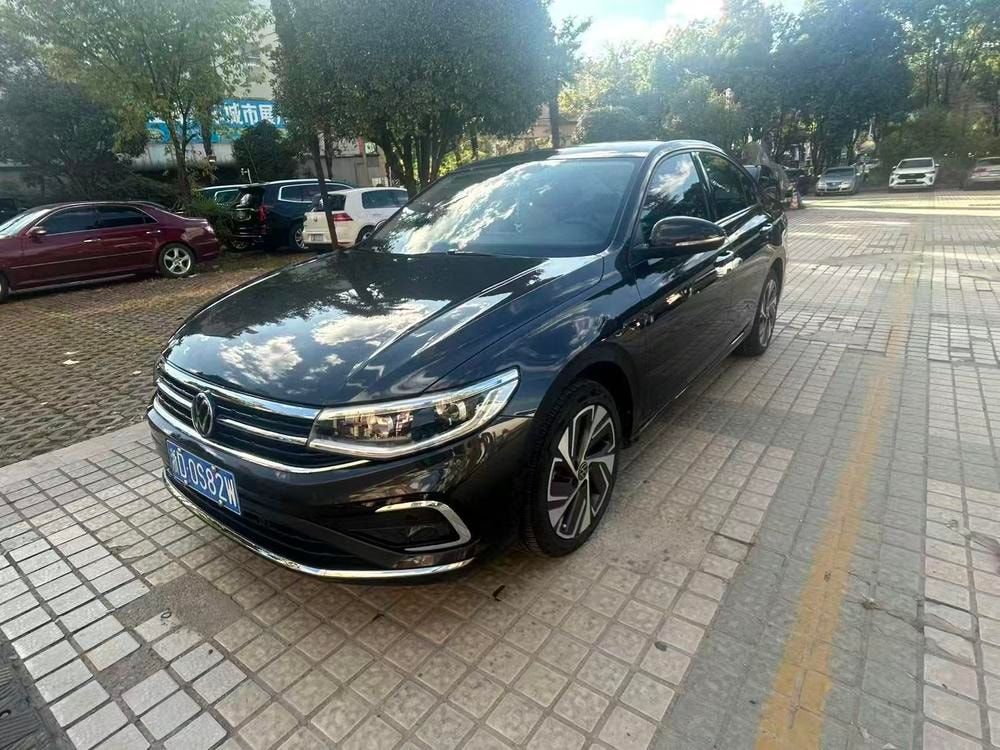 Volkswagen Bora 2023 — фото автомобиля
