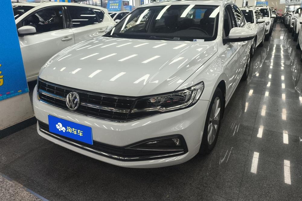 Volkswagen Bora 2020 — фото автомобиля