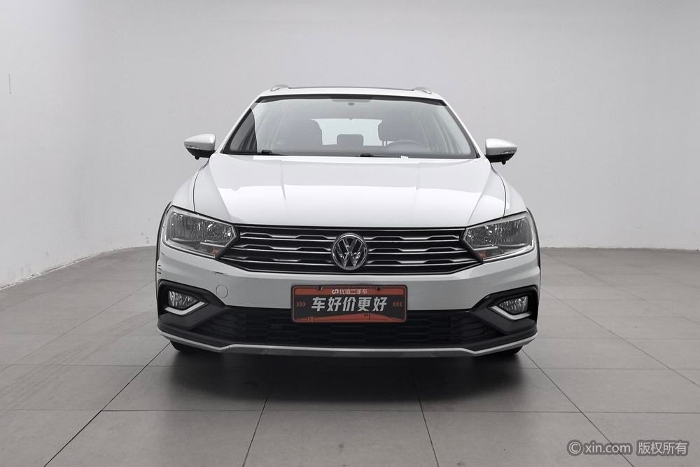 Volkswagen C-TREK 2018 — фото автомобиля
