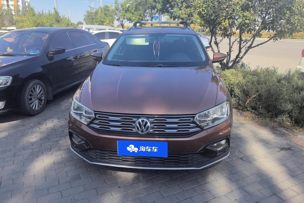 Volkswagen C-TREK 2017 — фото автомобиля